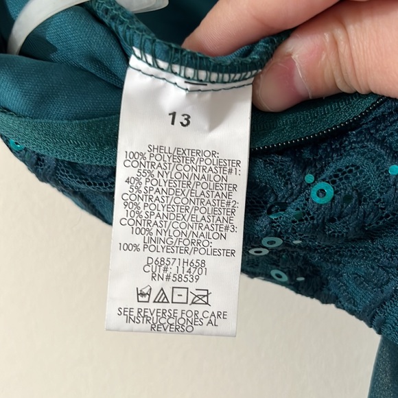 NEW Macy’s Speechless Emerald Green Sequin Lace Fit & Flare Formal Dress Size 13 - Picture 10 of 10
